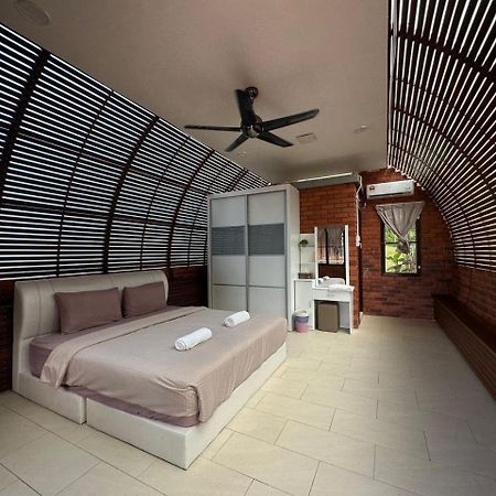 Red House The Garden Stay In Bukit Tinggi By Play بينتونغ المظهر الخارجي الصورة