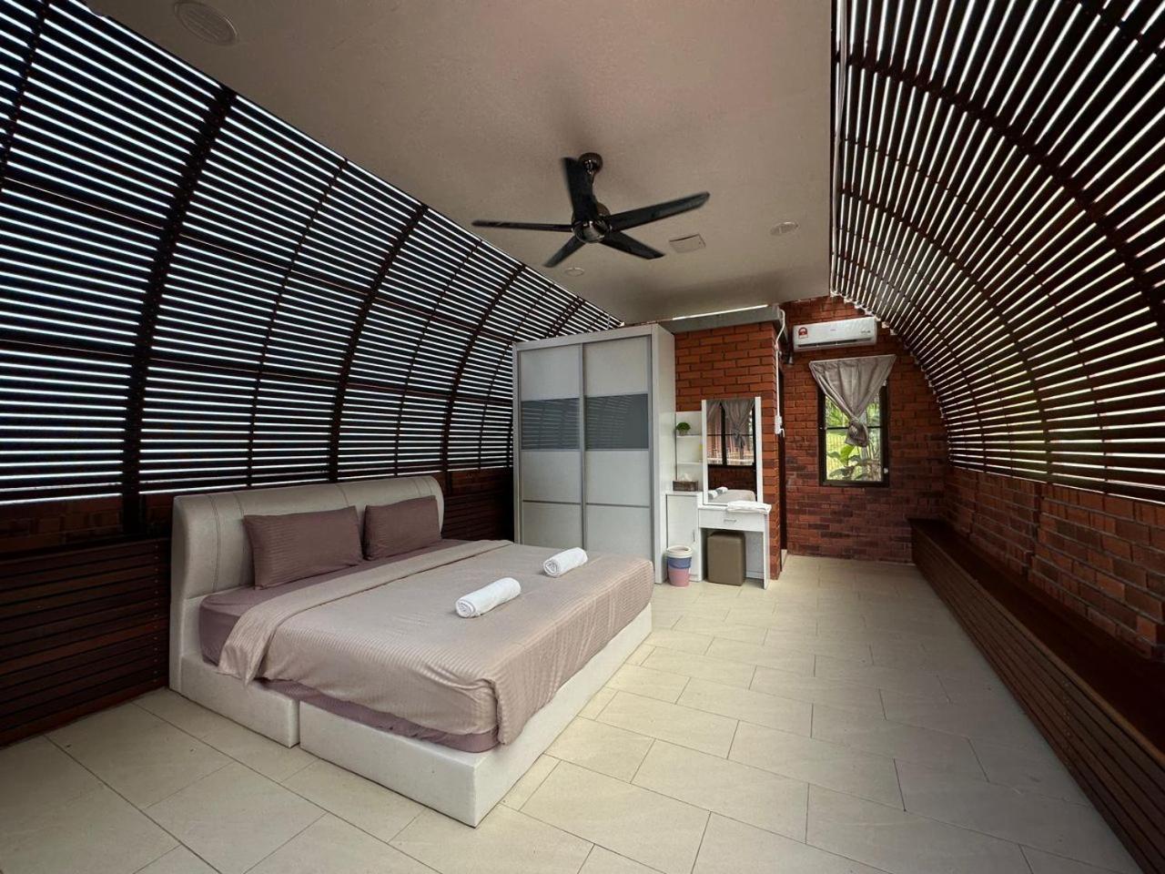 Red House The Garden Stay In Bukit Tinggi By Play بينتونغ المظهر الخارجي الصورة