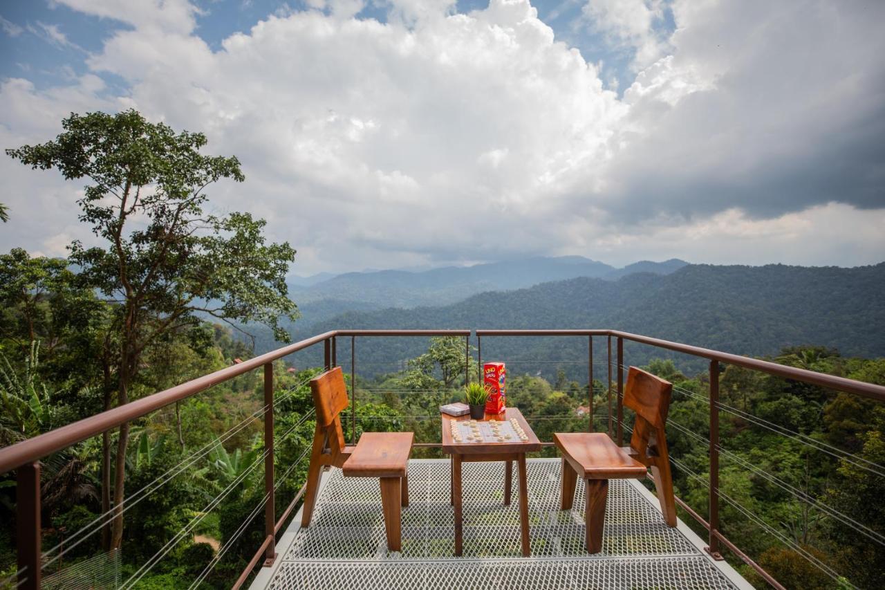 Red House The Garden Stay In Bukit Tinggi By Play بينتونغ المظهر الخارجي الصورة