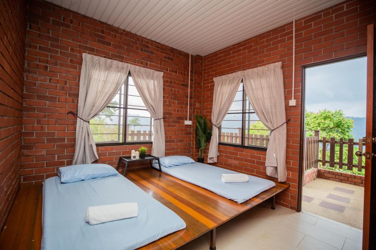 Red House The Garden Stay In Bukit Tinggi By Play بينتونغ المظهر الخارجي الصورة