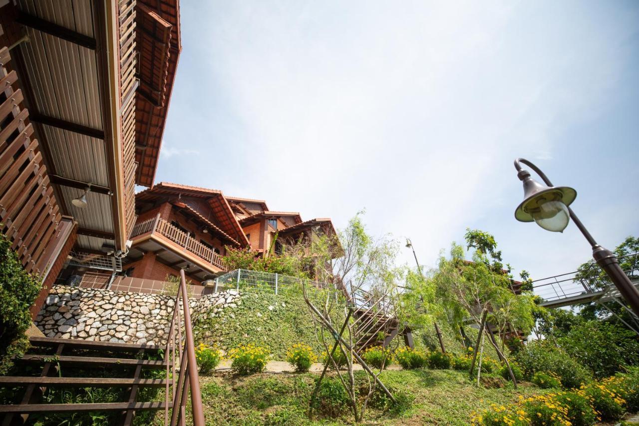 Red House The Garden Stay In Bukit Tinggi By Play بينتونغ المظهر الخارجي الصورة