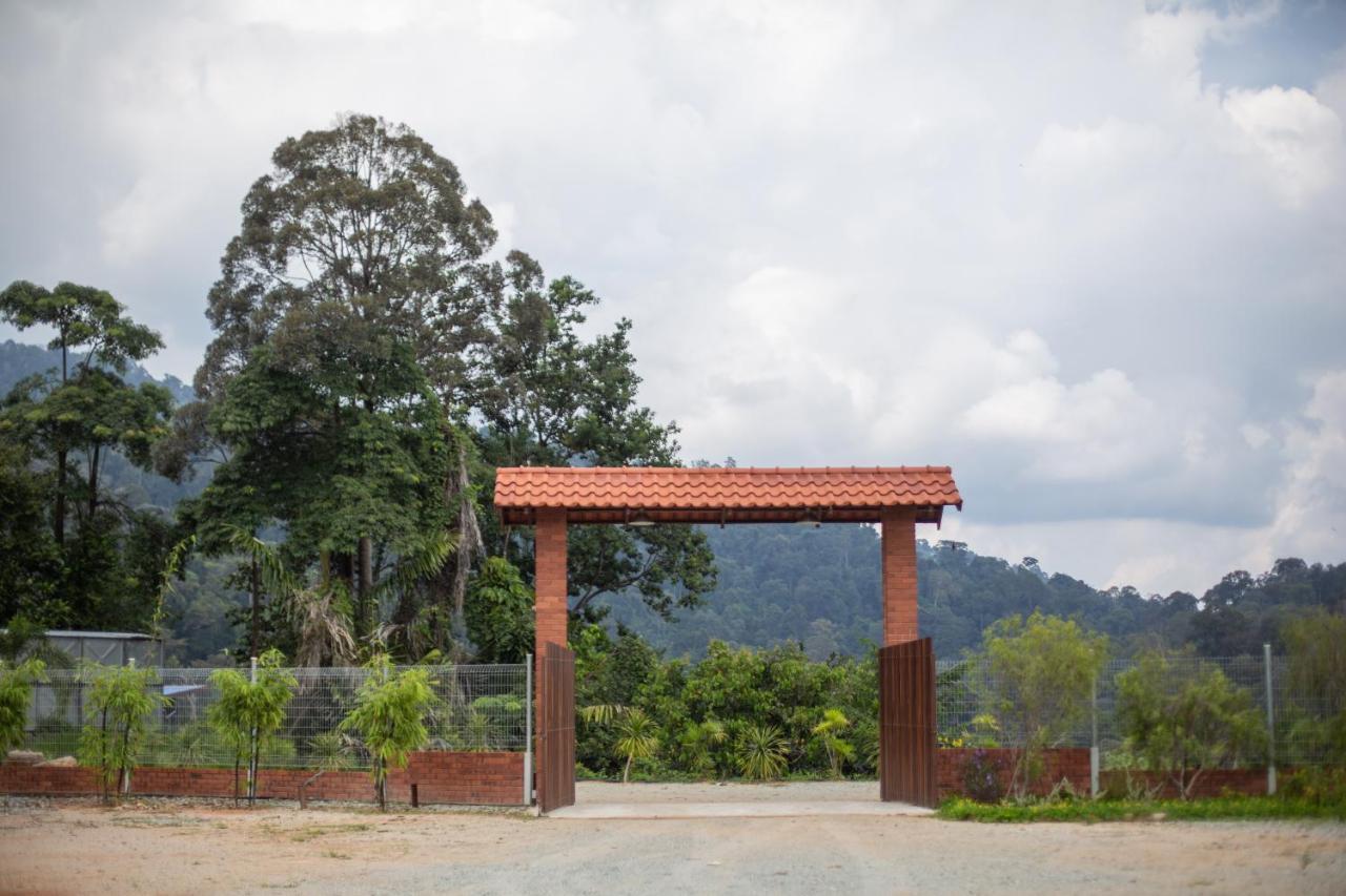 Red House The Garden Stay In Bukit Tinggi By Play بينتونغ المظهر الخارجي الصورة