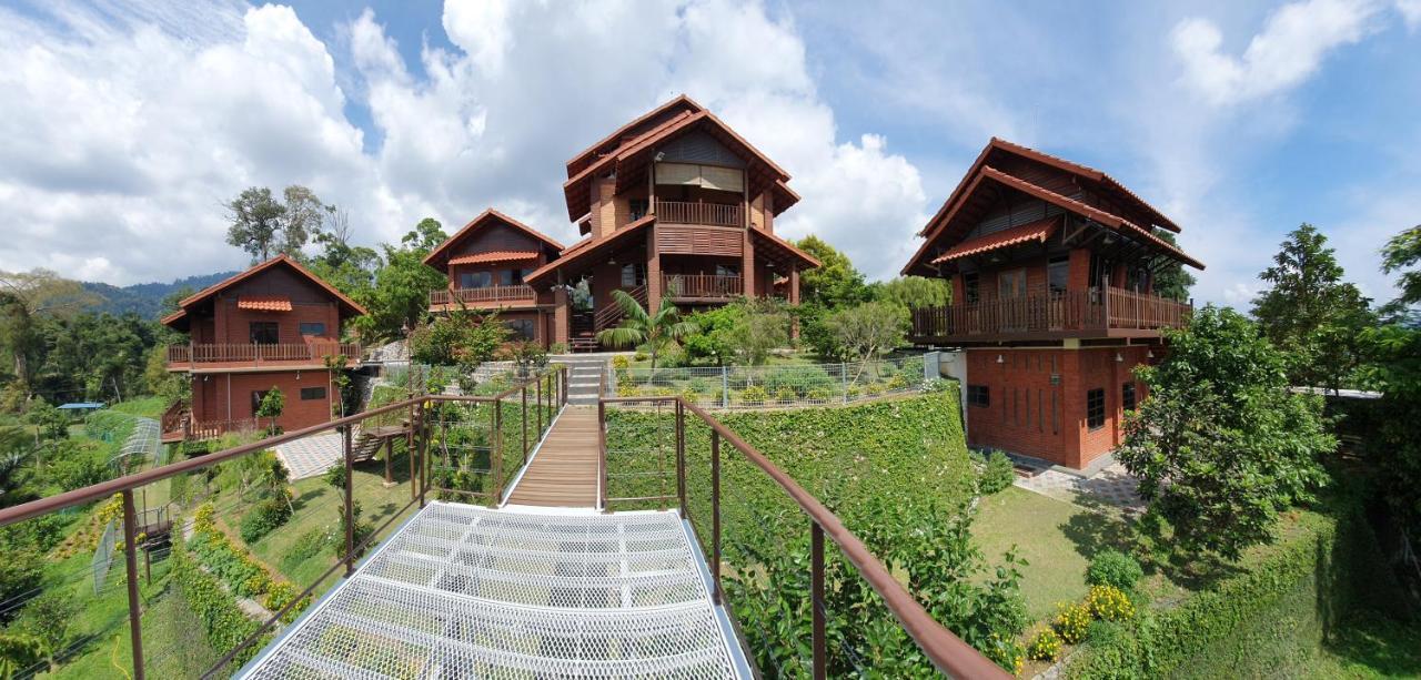 Red House The Garden Stay In Bukit Tinggi By Play بينتونغ المظهر الخارجي الصورة